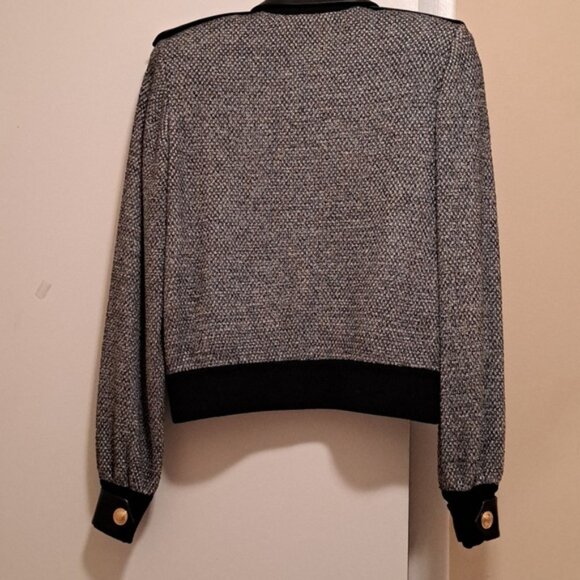 St John Collection Marie Grey Vintage Knit Short Jacket Leather trim sz S - Picture 9 of 13